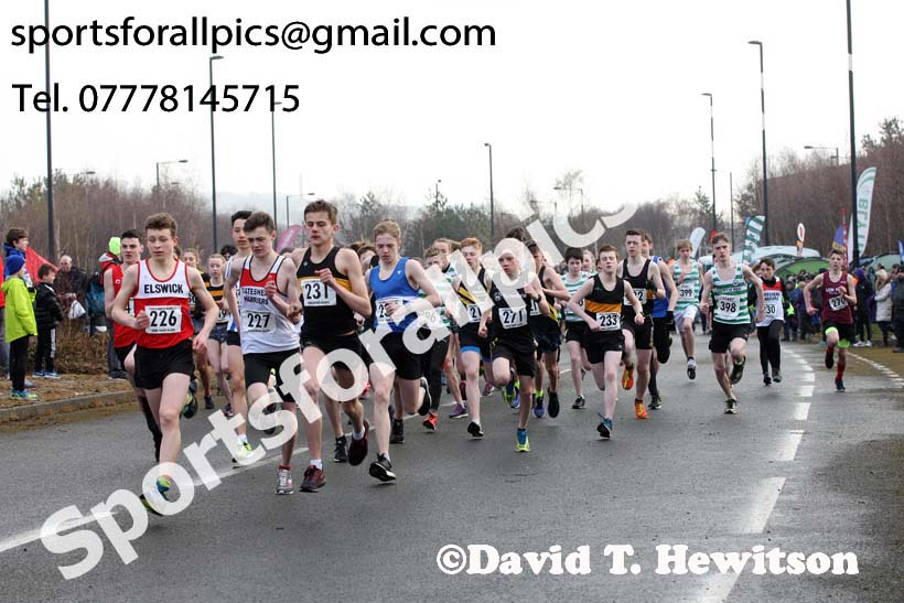 Boys and Girls under-15s Good Friday Elswick Harriers Relay, Newburn, Newcastle. Photo: David T. Hewitson/Sports for All Pics